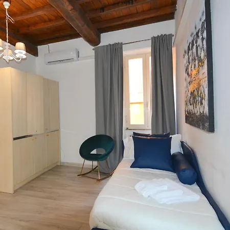 Vittoria Palace Spanish Steps Apartment *