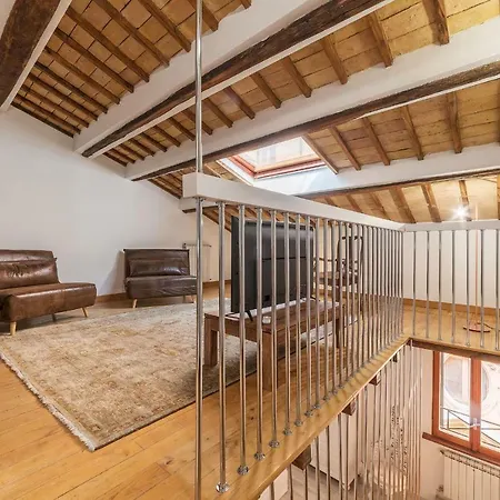 Vittoria Palace Spanish Steps Apartment Rome